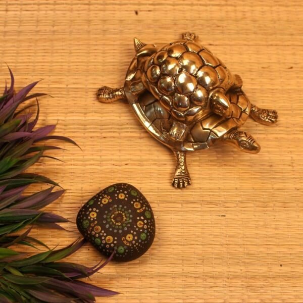 Metal Tortoise Showpeice